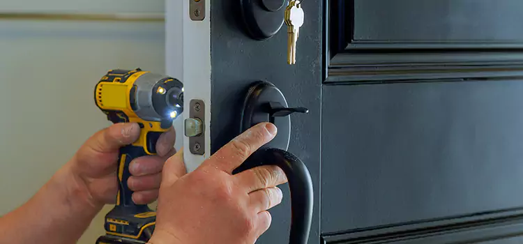 Commercial Door Lock Installation Central