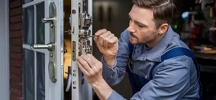 Residential Lock Installation Central
