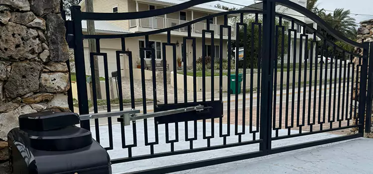 Swing Gate Opener with Keypad Central